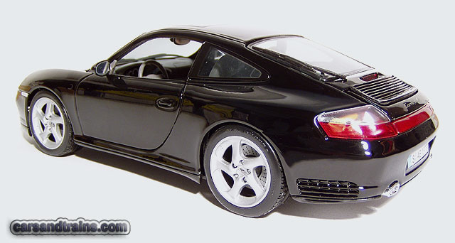 maisto porsche 911 carrera 4s