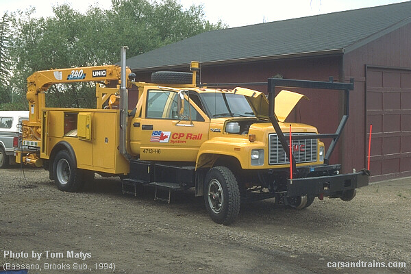 CP Rail Hi-rail truck