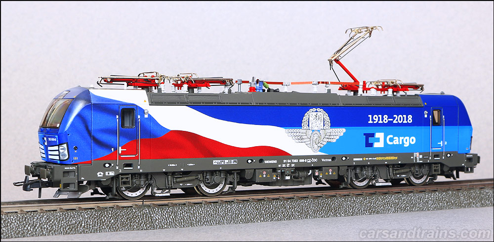 Roco 73946 Siemens Mobility Vectron CD Cargo 383 009 8 Electric Locomotive